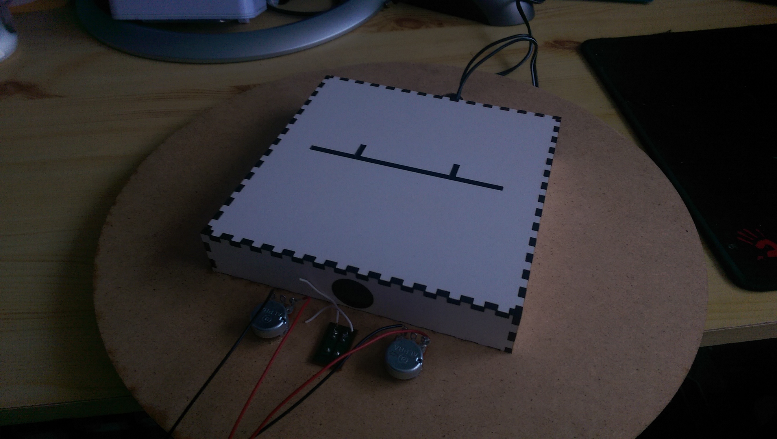 bottom with box closed bottom2